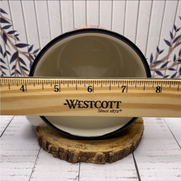 Illumicrate Banked Fire Fantasy Exclusive Mug w/ Dragon - Picture 9 of 10